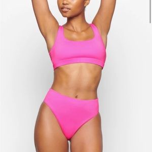 NWT Skims Swim Set